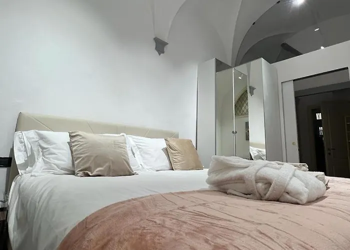 Elegant Apartment In Santo Spirito\'S Heart